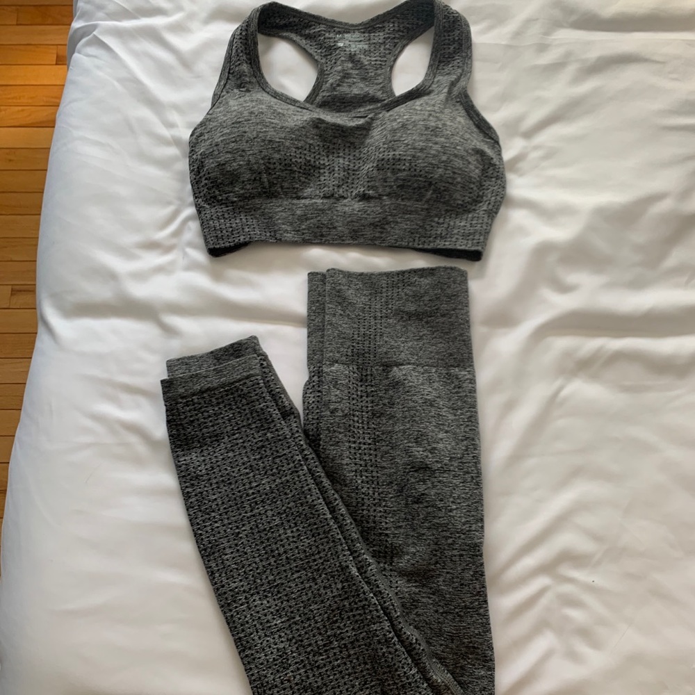 High waisted seamless set
